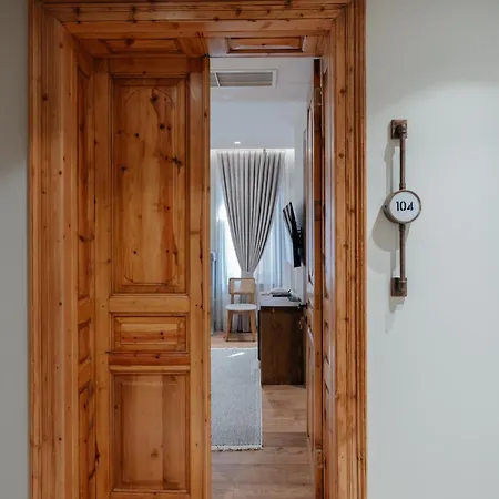 Vintage Boutique Hotel Korce Exterior photo